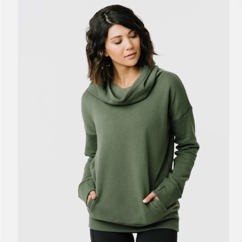 🌸ZYIA ACTIVE SO SOFT OLIVE HOODIE
